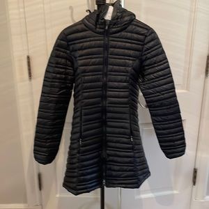 Patagonia Black Jacket w/ Hood Size S
